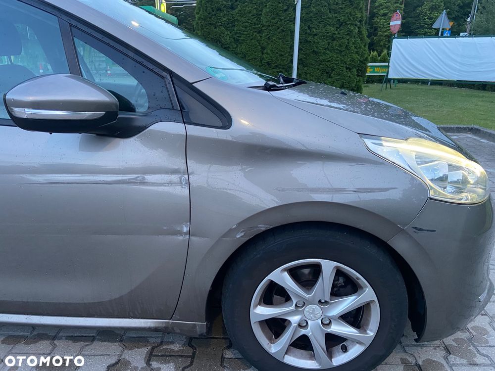 Peugeot 208 95 VTI Active - 10