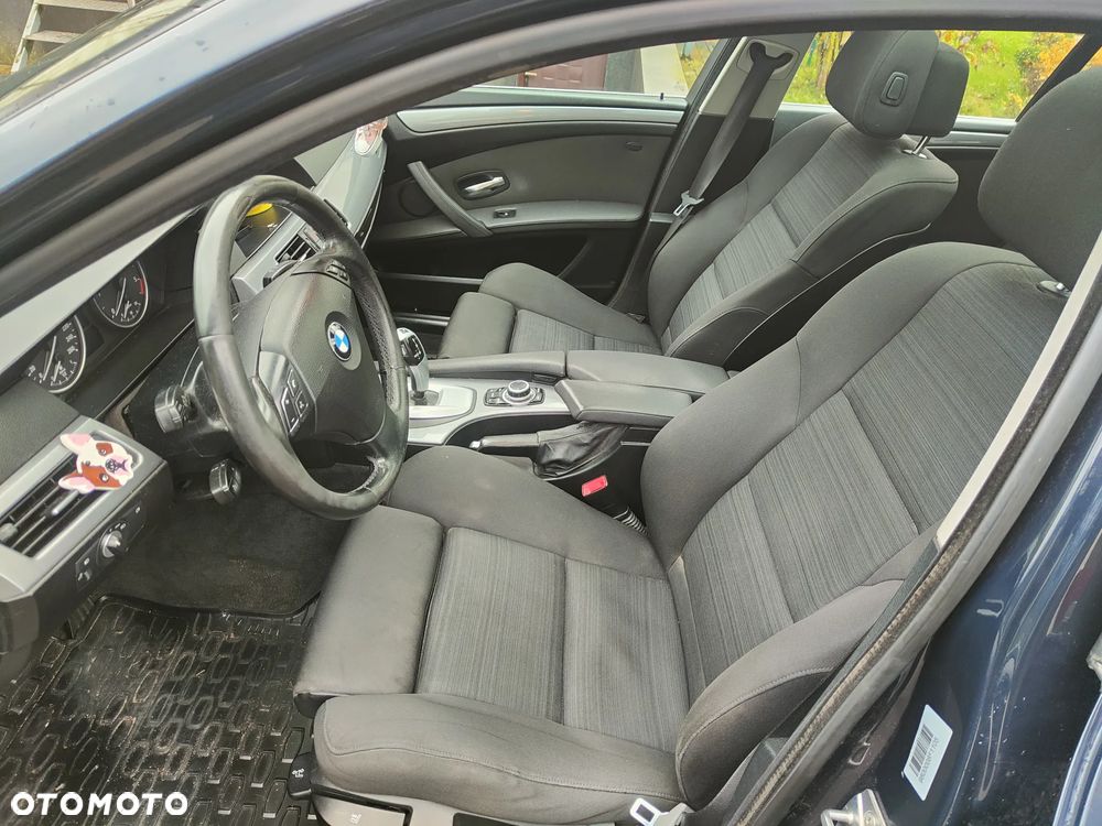 BMW Seria 5 520d - 12