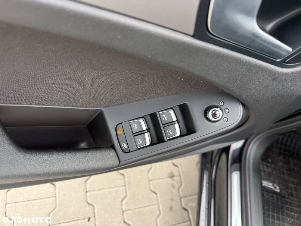 Audi A4 Avant 2.0 TDI DPF Ambition - 21
