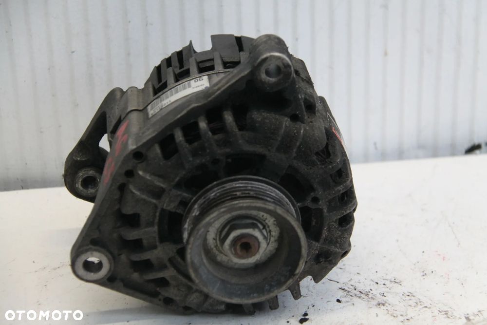 ALTERNATOR AUDI A4 B5 B6 / A6 C5 / VW PASSAT B5 B5 2.5 TDI  SG12B011