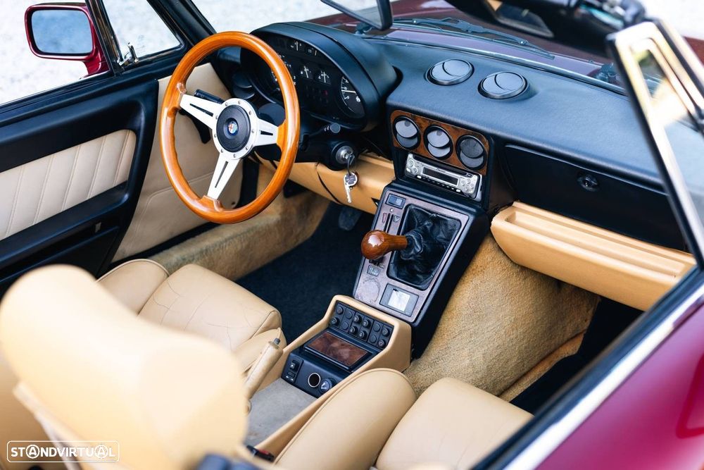 Alfa Romeo Spider 2.0 - 7