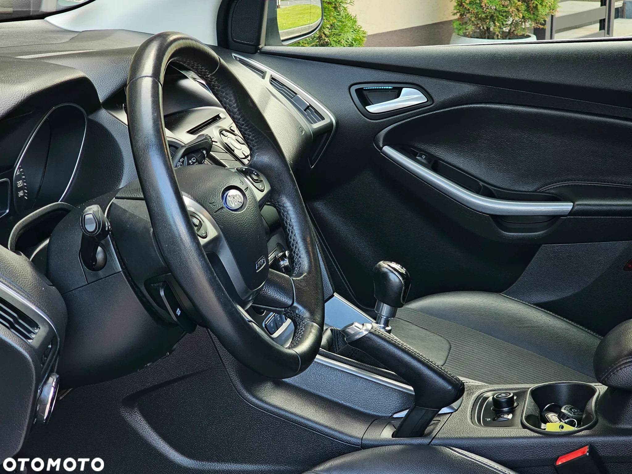Ford Focus 1.0 EcoBoost Start-Stopp-System TITANIUM - 8