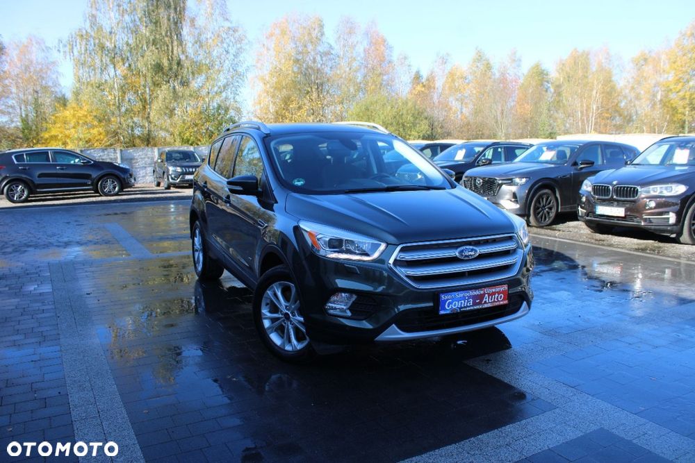 Ford Kuga - 8