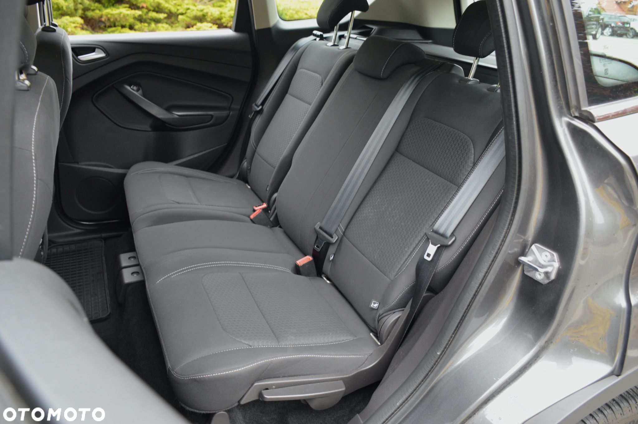 Ford Kuga 2.0 TDCi 4x4 Titanium - 25