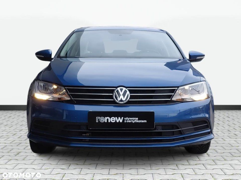 Volkswagen Jetta - 2