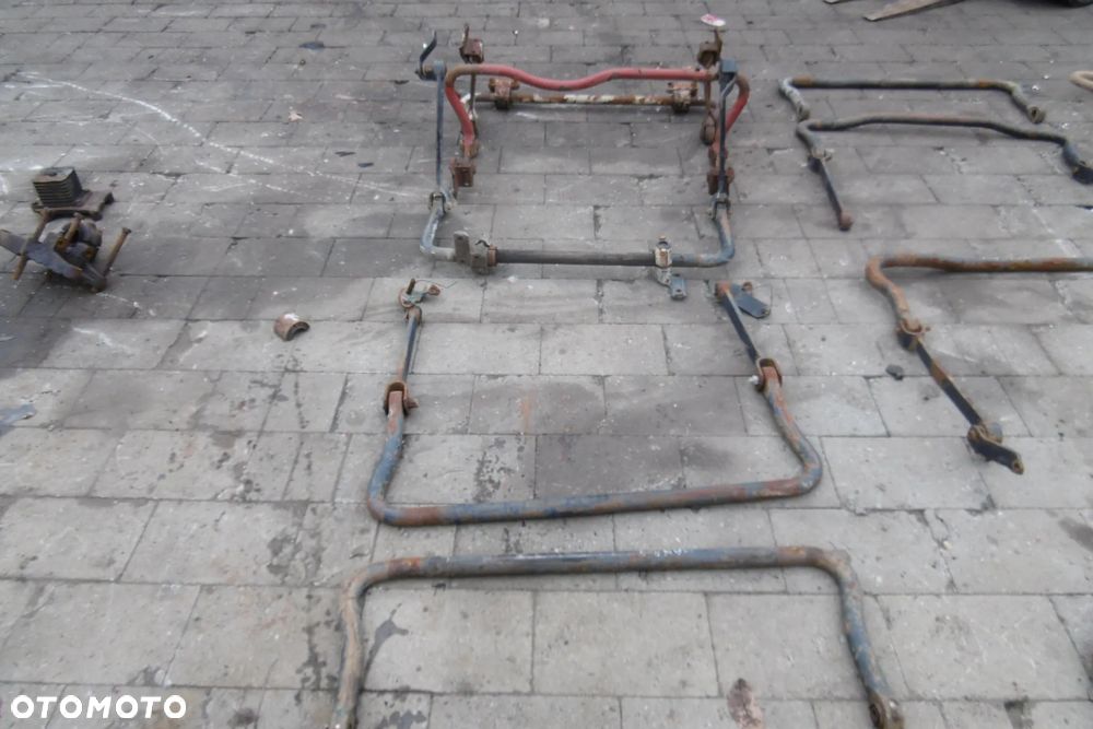 Drążek stabilizator przód Iveco Eurotrakker 4x4 6x4 8x4 - 1