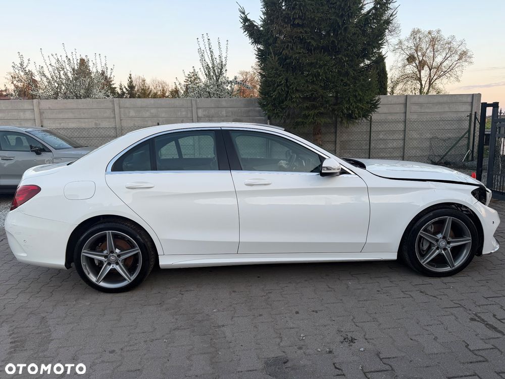 Mercedes-Benz Klasa C 220 d 4Matic 9G-TRONIC AMG Line - 9