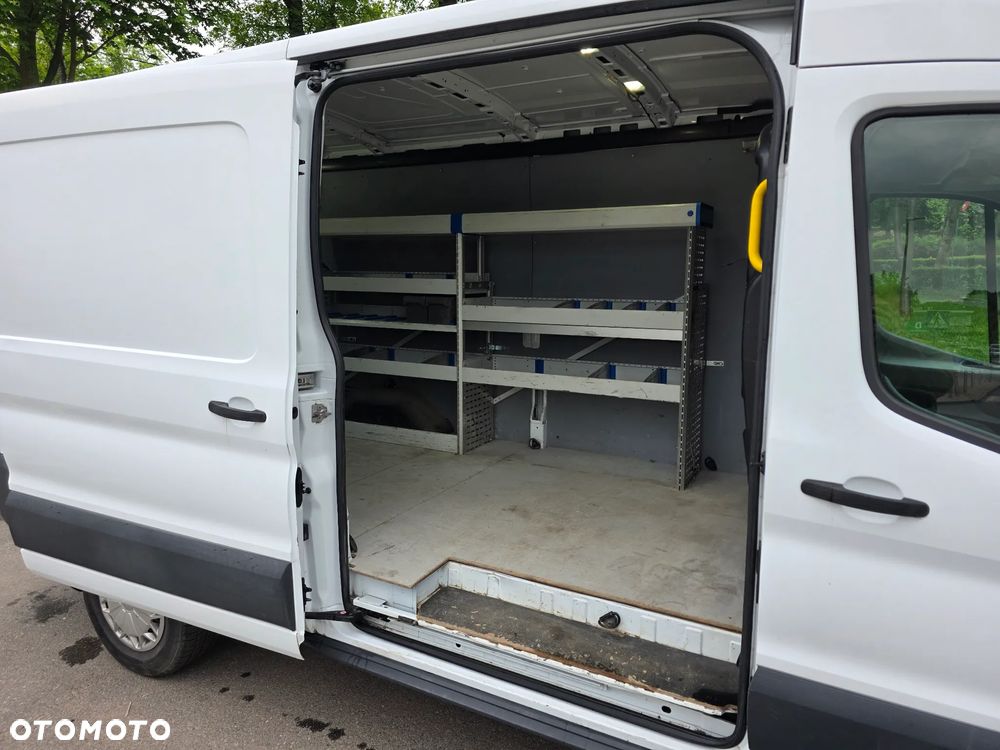 Ford Transit - 23