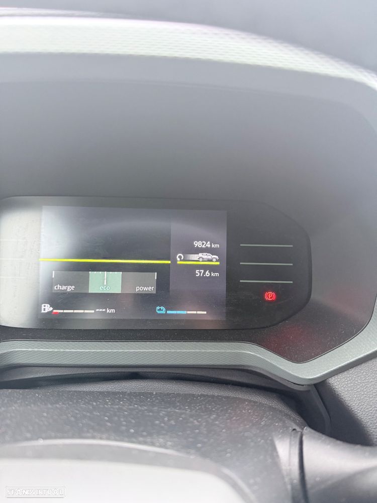 Dacia Duster 1.6 Hybrid Journey - 4