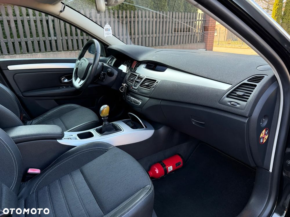 Renault Laguna 2.0 DCi FAP Expression - 31