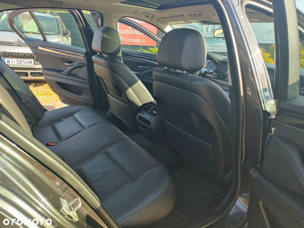 BMW Seria 5 528i Luxury Line - 18