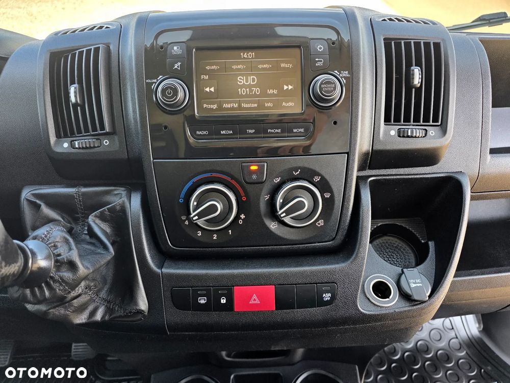 Peugeot BOXER 2,0 HDI 130 KONNY ŚREDNIAK WYSOKI L2H2 KLIMA WEBASTO 2 X BOCZNE DRZWI GWARANCJA LEDY - 24