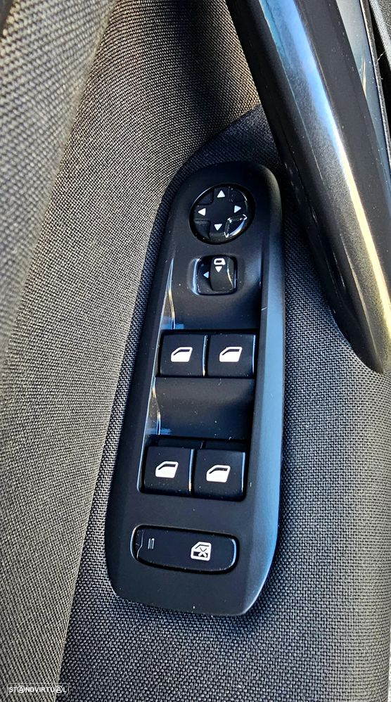 Peugeot 308 SW 1.5 BlueHDi Active EAT8 - 12