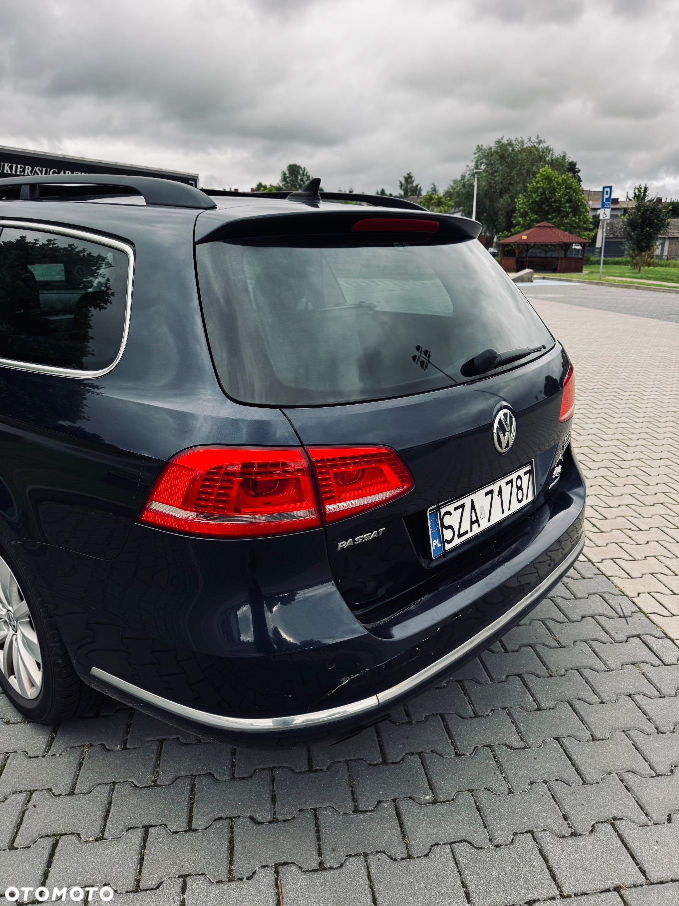 Volkswagen Passat Variant 2.0 TDI DSG BlueMotion Technology Highline - 26
