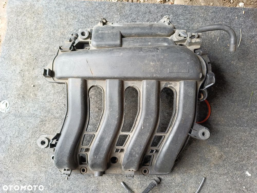 KOLEKTOR SSĄCY RENAULT MEGANE II 1.6 16V 8200275053 - 1