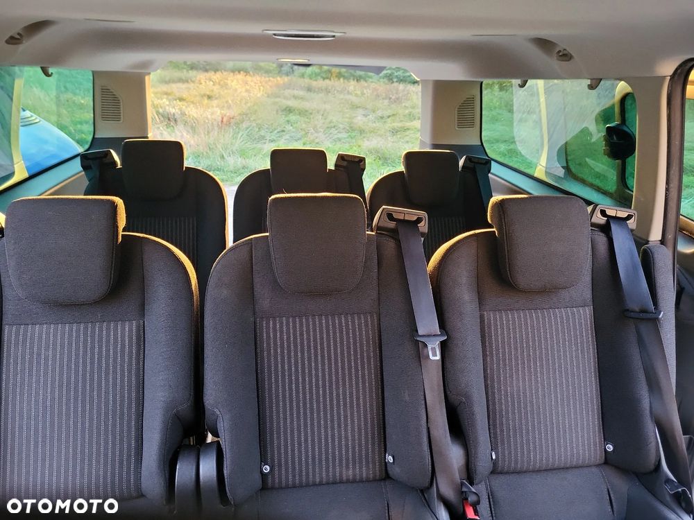 Ford Tourneo Custom - 5