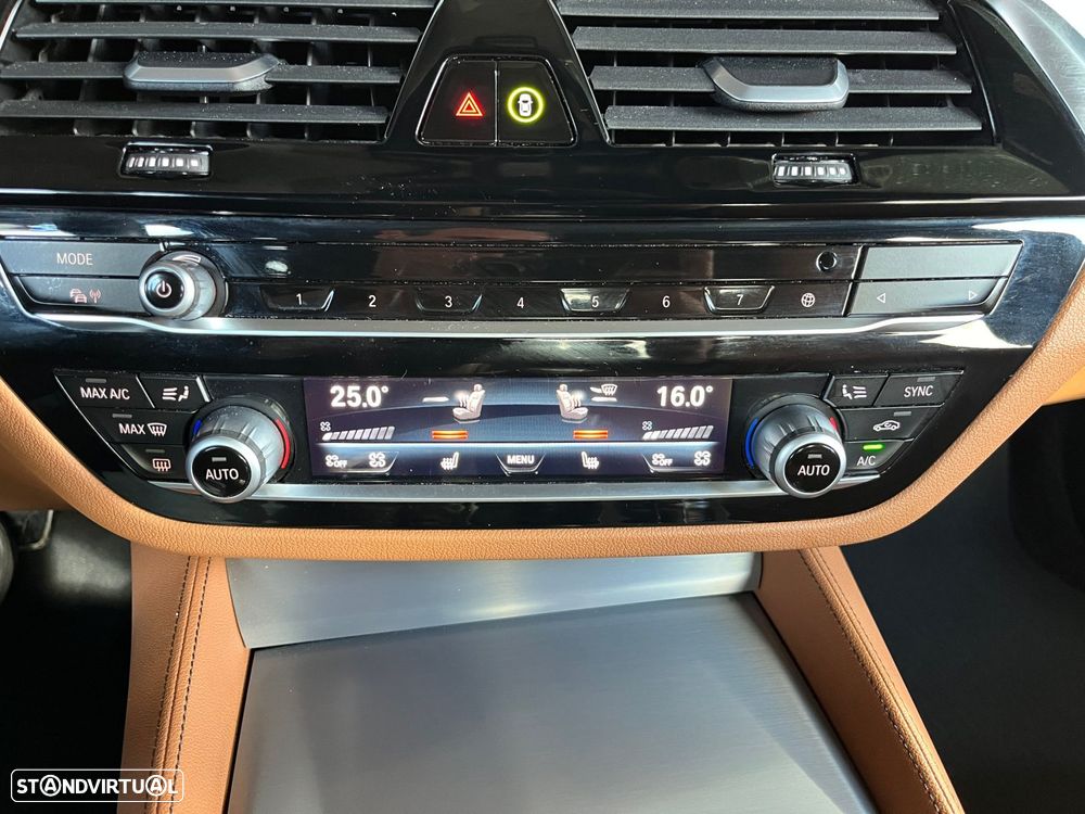 BMW M550d xDrive Auto - 42