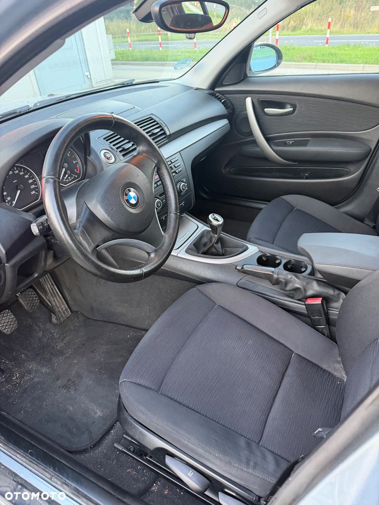 BMW Seria 1 116i - 6