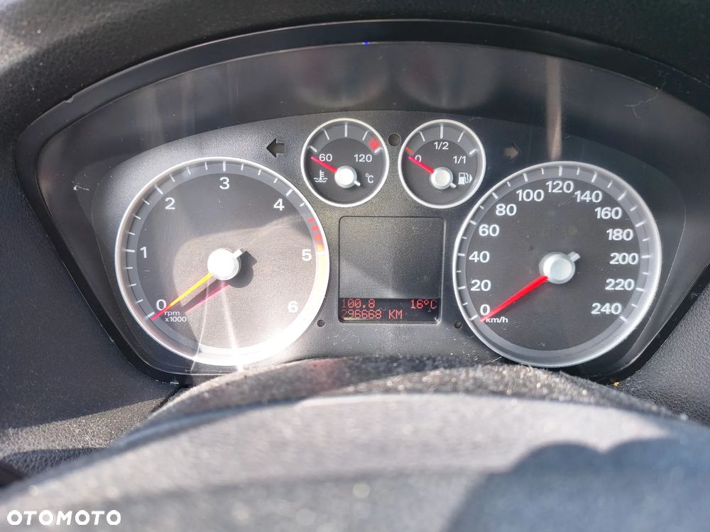 Ford Focus 1.6 TDCi Ambiente - 9