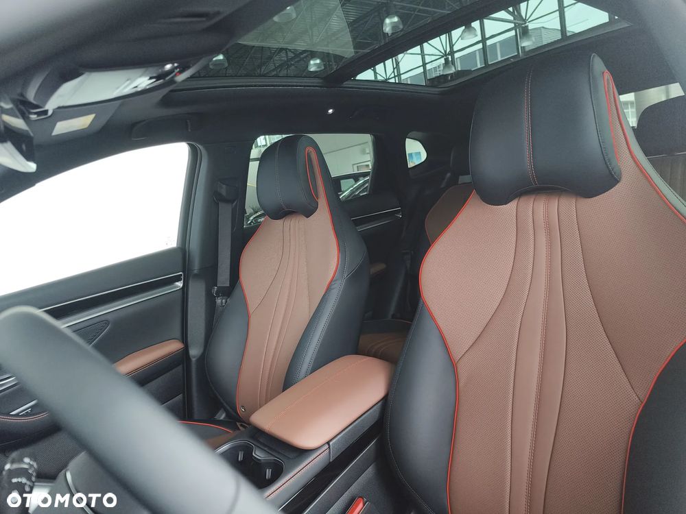 BYD Seal U 1.5T Design AWD - 13