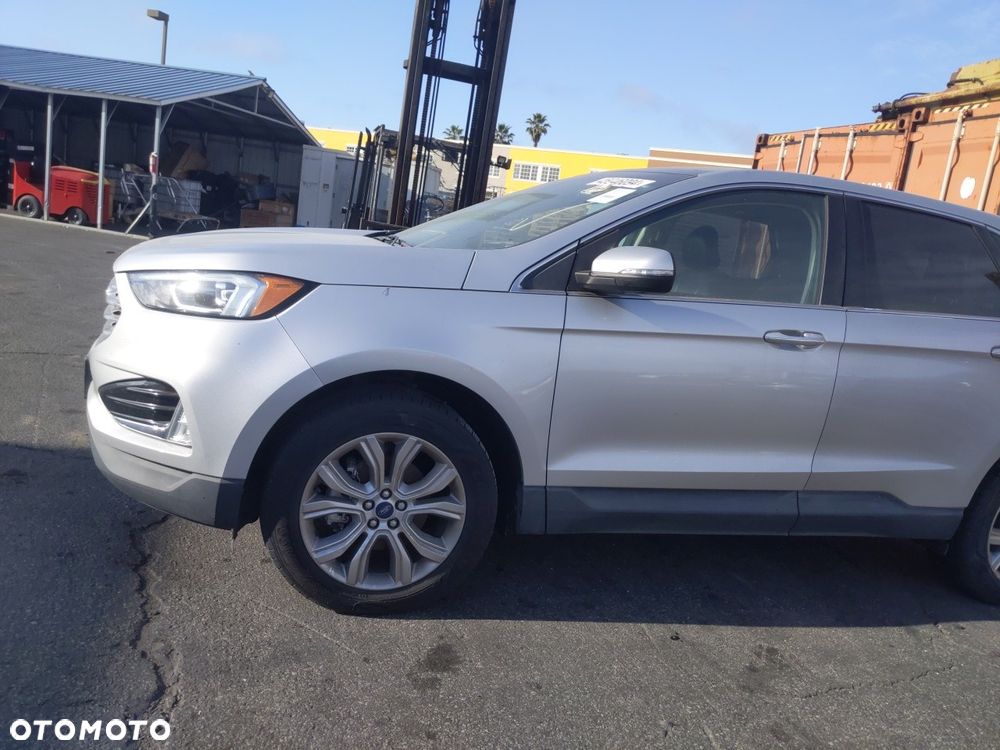 Ford Edge - 31