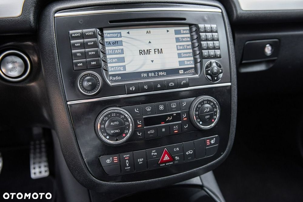 Mercedes-Benz Klasa R 320 CDI 4Matic 7G-TRONIC Travel Edition - 23