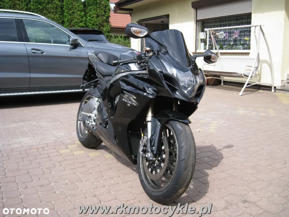 Suzuki GSX-R - 1