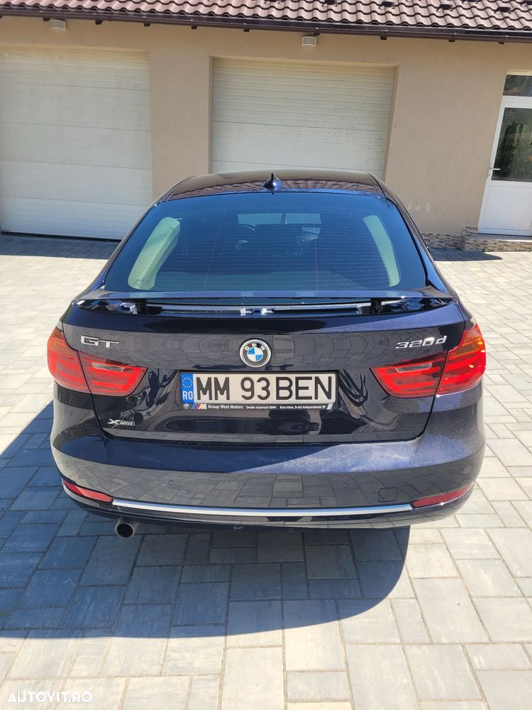 BMW Seria 3 320d xDrive - 11