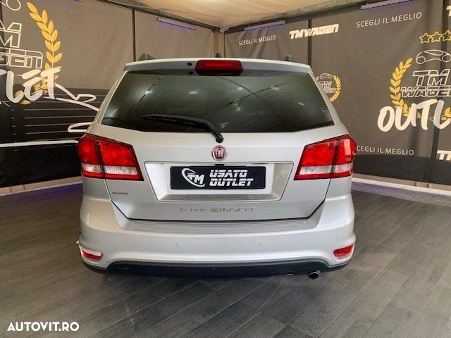 Fiat Freemont 2.0 Mjet AT AWD Lounge - 4