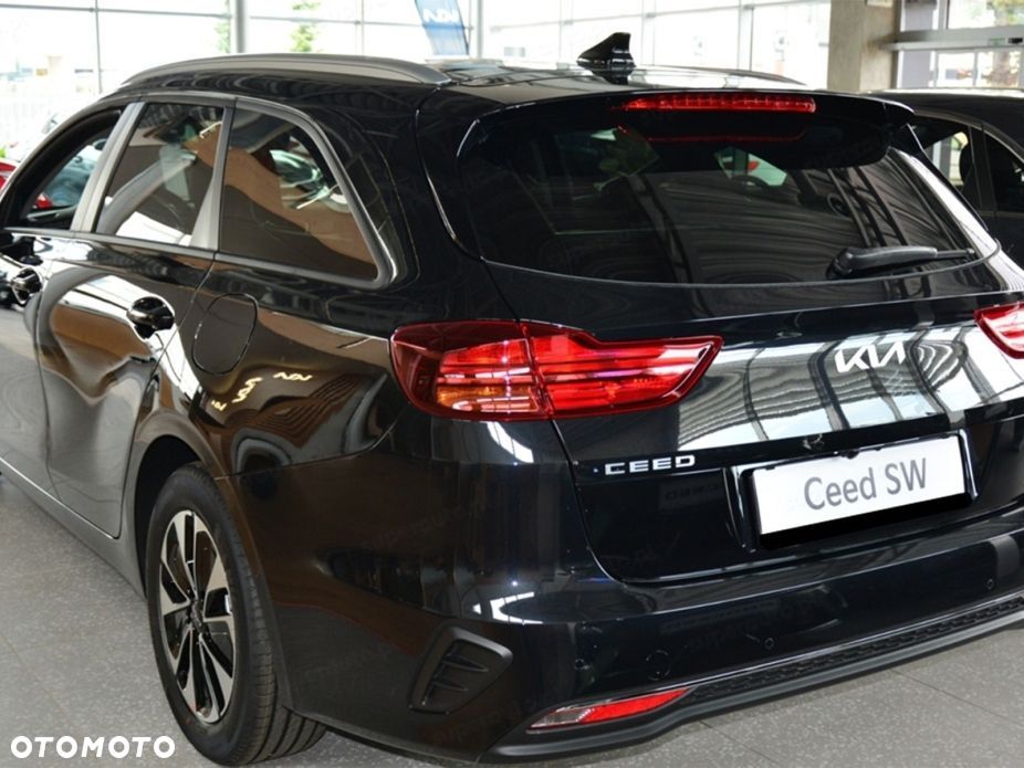 Kia Ceed 1.5 T-GDI M DCT - 5