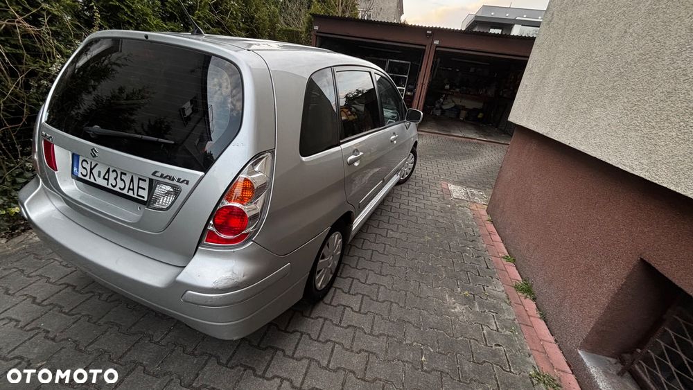 Suzuki Liana 1.6 - 4