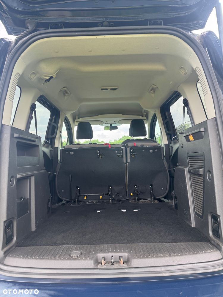 Ford Tourneo Courier - 7