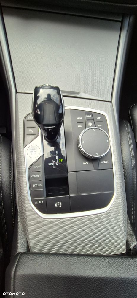 BMW Seria 3 320d xDrive Edition M Sport Shadow - 16