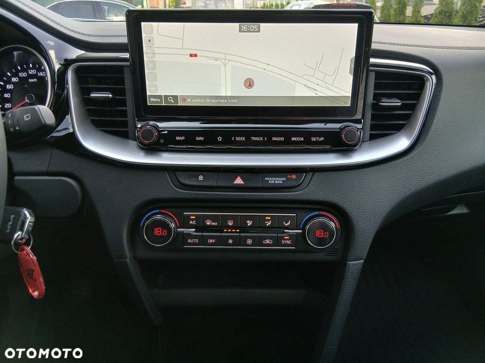 Kia XCeed - 24
