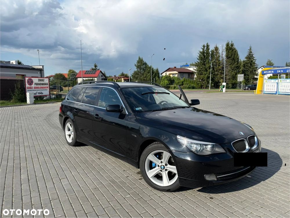 BMW Seria 5 525d - 2