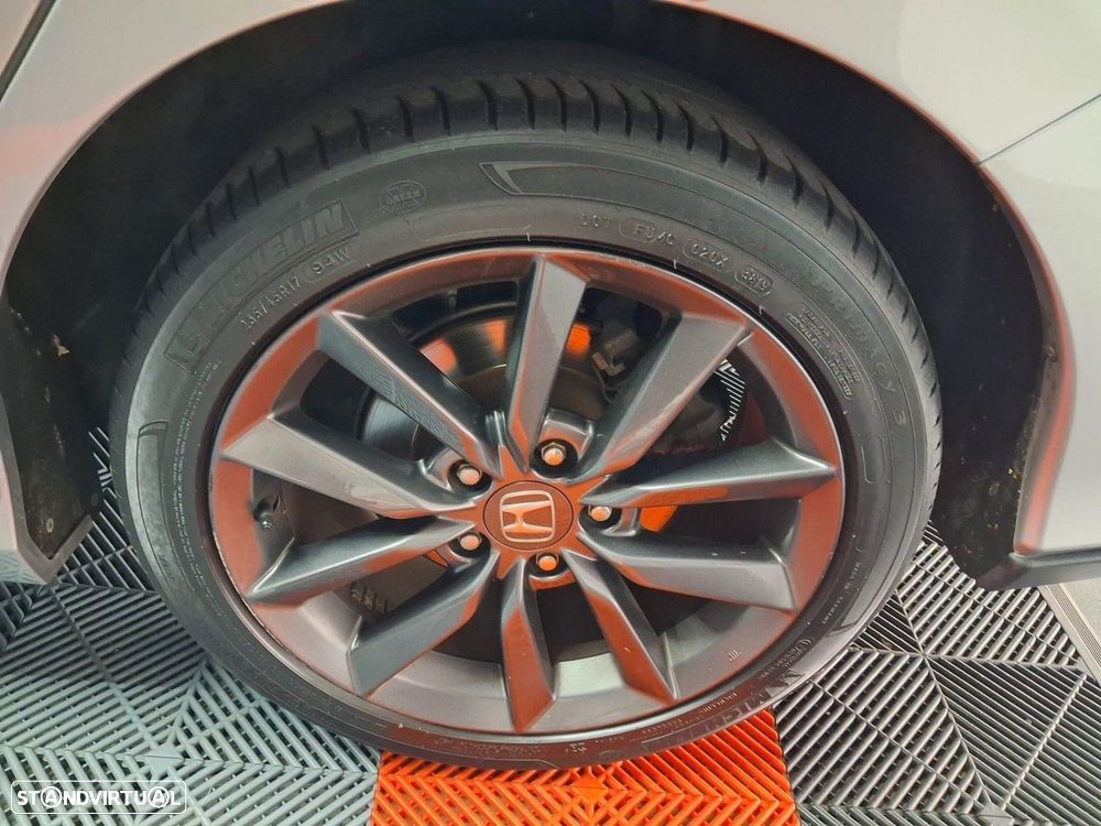 Honda Civic 1.0 i-VTEC Elegance CVT - 19