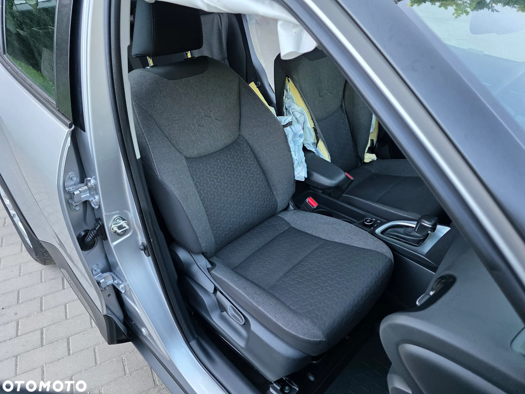 Toyota Yaris Cross Hybrid 1.5 Comfort 4x4 - 14