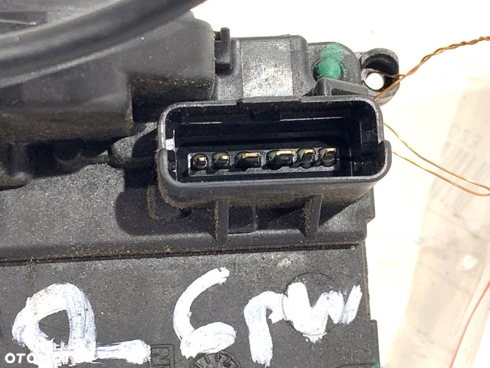 ZAMEK DRZWI PRAWY PRZÓD  RENAULT MASTER III Platforma / podwozie (EV, HV, UV) 2010 - 2022 2.3 dCi - 3