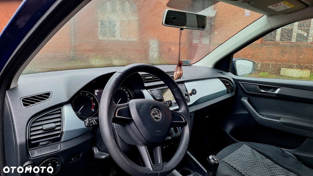 Skoda Fabia 1.0 Ambition - 10
