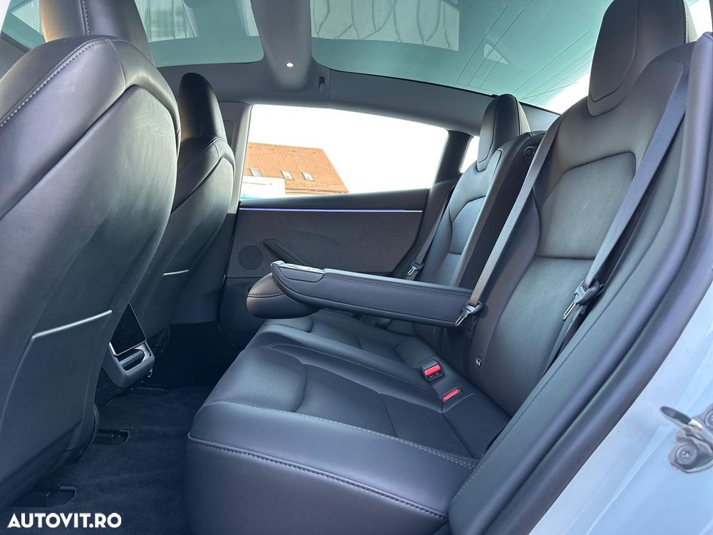 Tesla Model 3 Standard Reichweite Plus Hinterradantrieb - 17