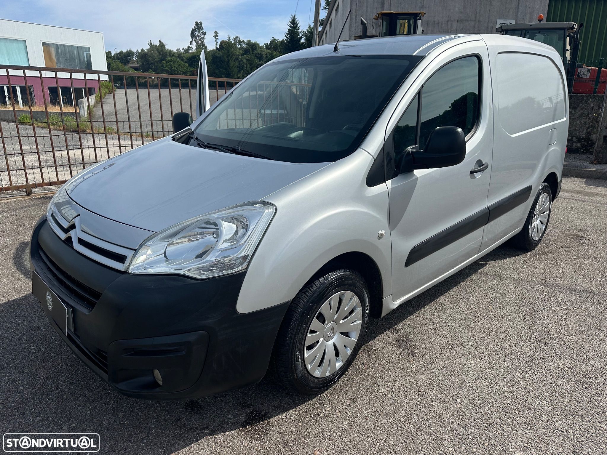Citroën Berlingo 1.6 e-HDi Exclusive - 1