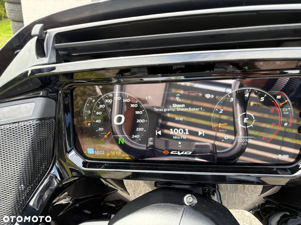 Harley-Davidson Touring Road Glide - 12