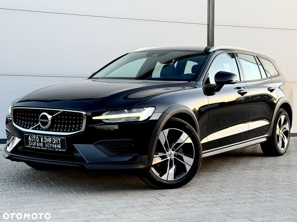 Volvo V60 Cross Country - 2