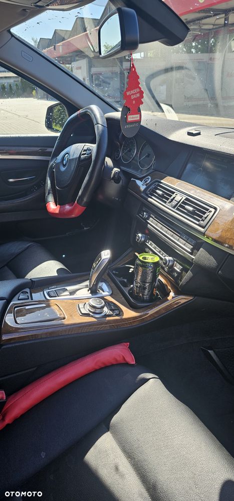 BMW Seria 5 520d - 2