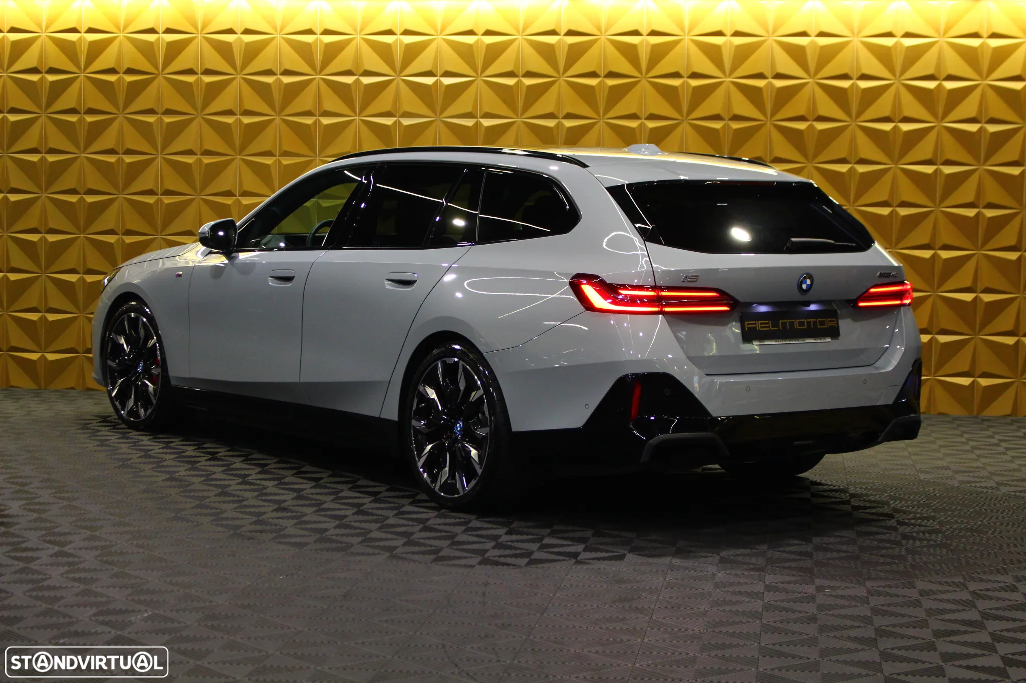 BMW i5 eDrive40 Pack Desportivo M Pro - 12