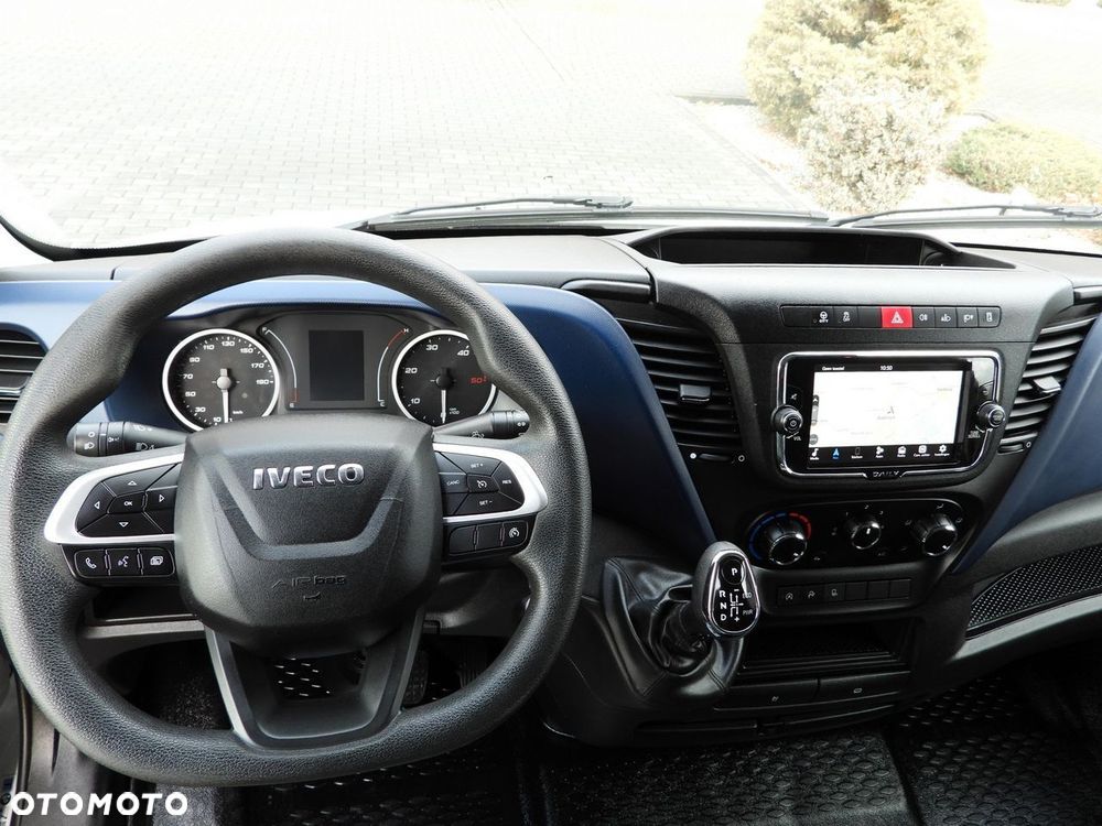 Iveco DAILY 35S14 FURGON CHŁODNIA  -10*C ZASILANIE 230V TEMPOMAT NAWIGACJA AUTOMAT HI-MATIC KLIMATYZACJA  140KM - 28