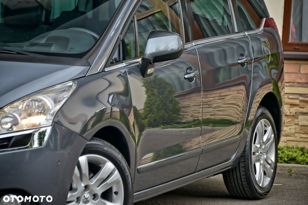 Peugeot 5008 2.0 HDi Allure - 11