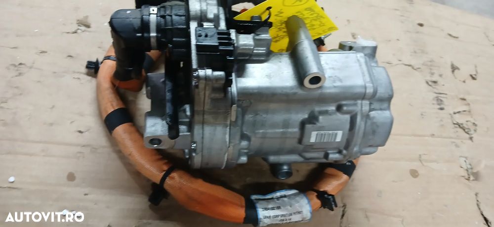 Compresor de clima Renault Captur  Arkana Hybrid 1.6 E-Tech 2022 cod 926000464R - 5
