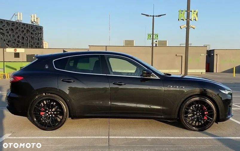 Maserati Levante GTS Q4 - 4