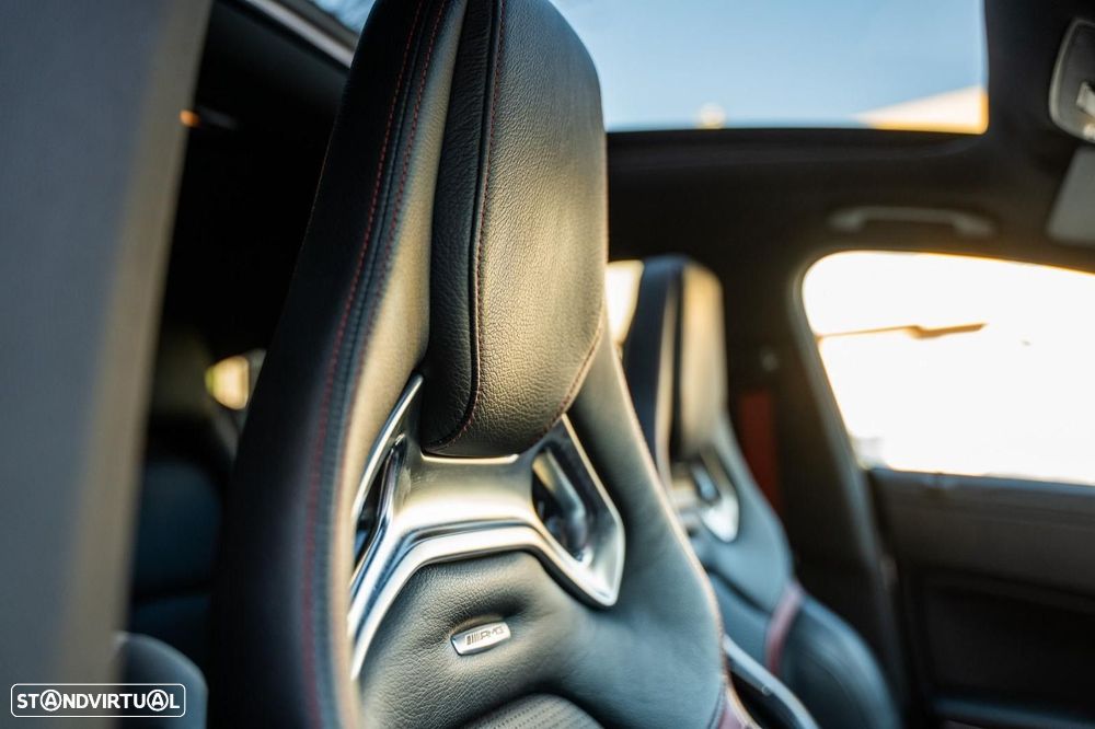 Mercedes-Benz CLA 45 AMG - 26